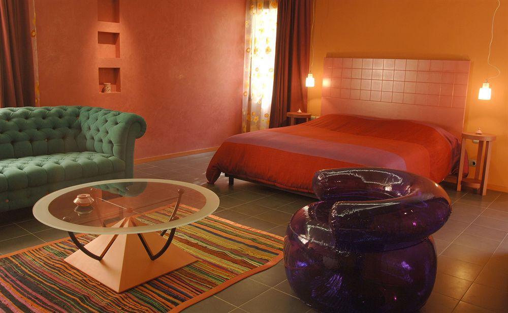 Hotel Des Arts Resort & Spa Tamarist Δωμάτιο φωτογραφία