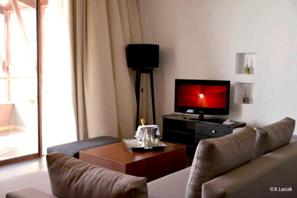Hotel Des Arts Resort & Spa Tamarist Εξωτερικό φωτογραφία